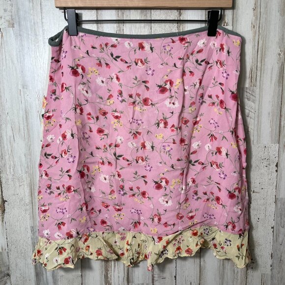 Vintage 90s Tommy Hilfiger Floral Patchwork Mini Skirt Rayon Womens Size 6 - Picture 3 of 5